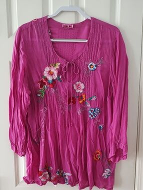 Johnny Was Hot Pink Embroidered Tunic Top